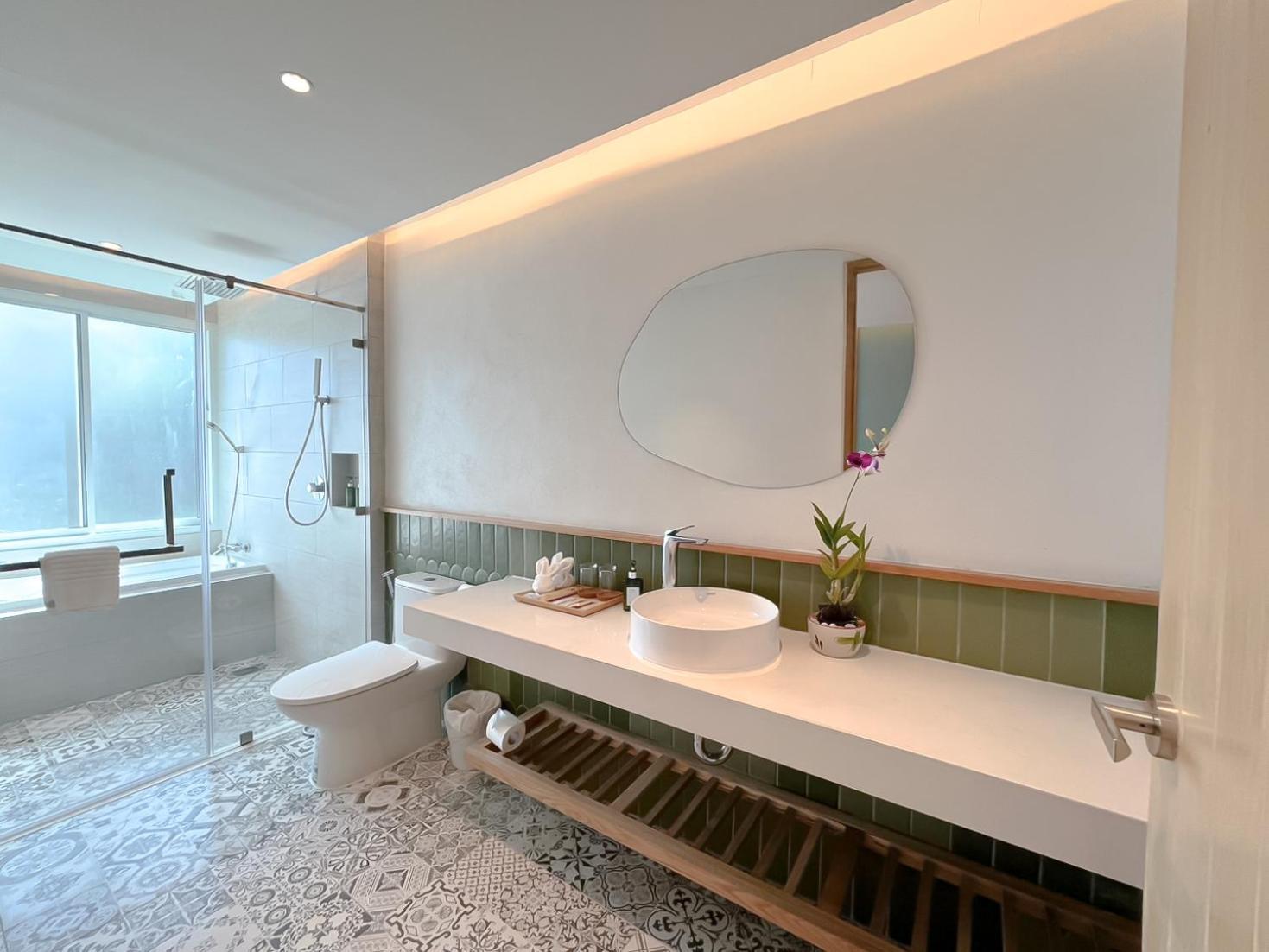 Peach Hill Resort - Sha Extra Plus Pantai Kata Luaran gambar